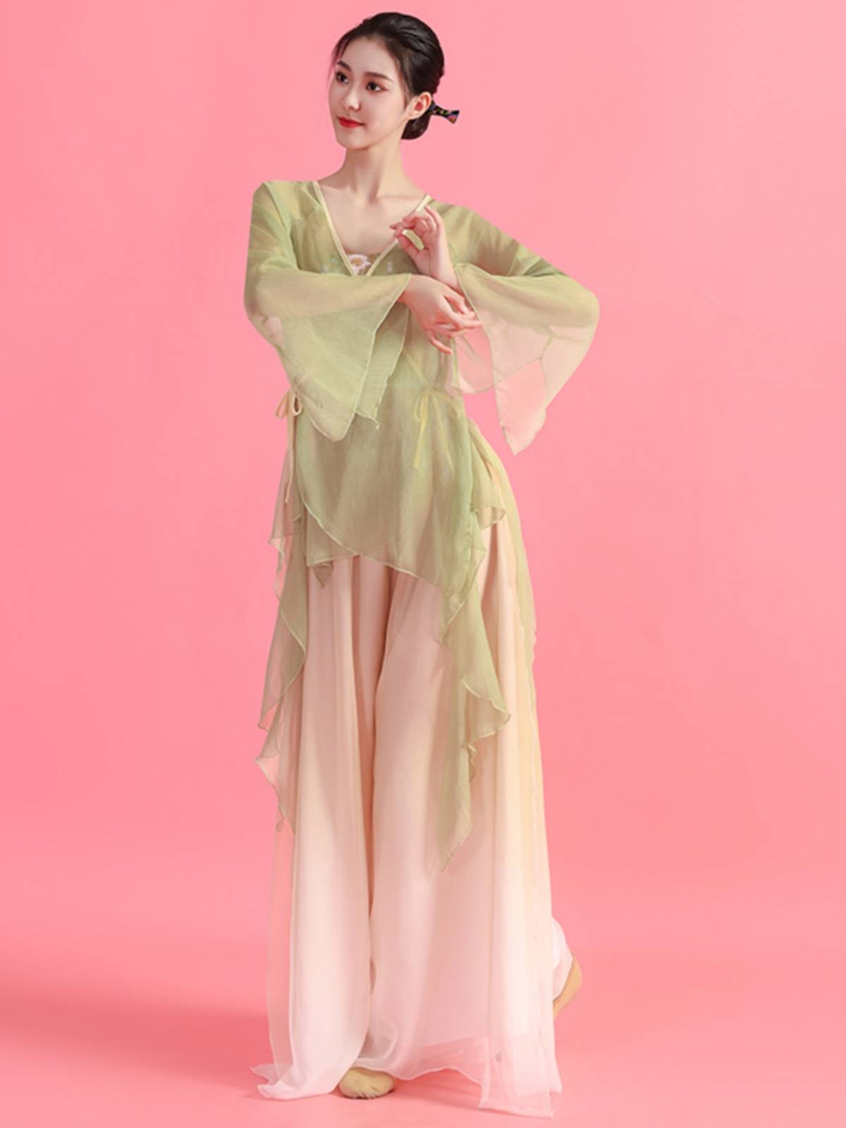 Classical dance service female body rhyme, elegant fairy, gauze, ancient style Chinese dance, go to Ximang Mangye practice uniform suit