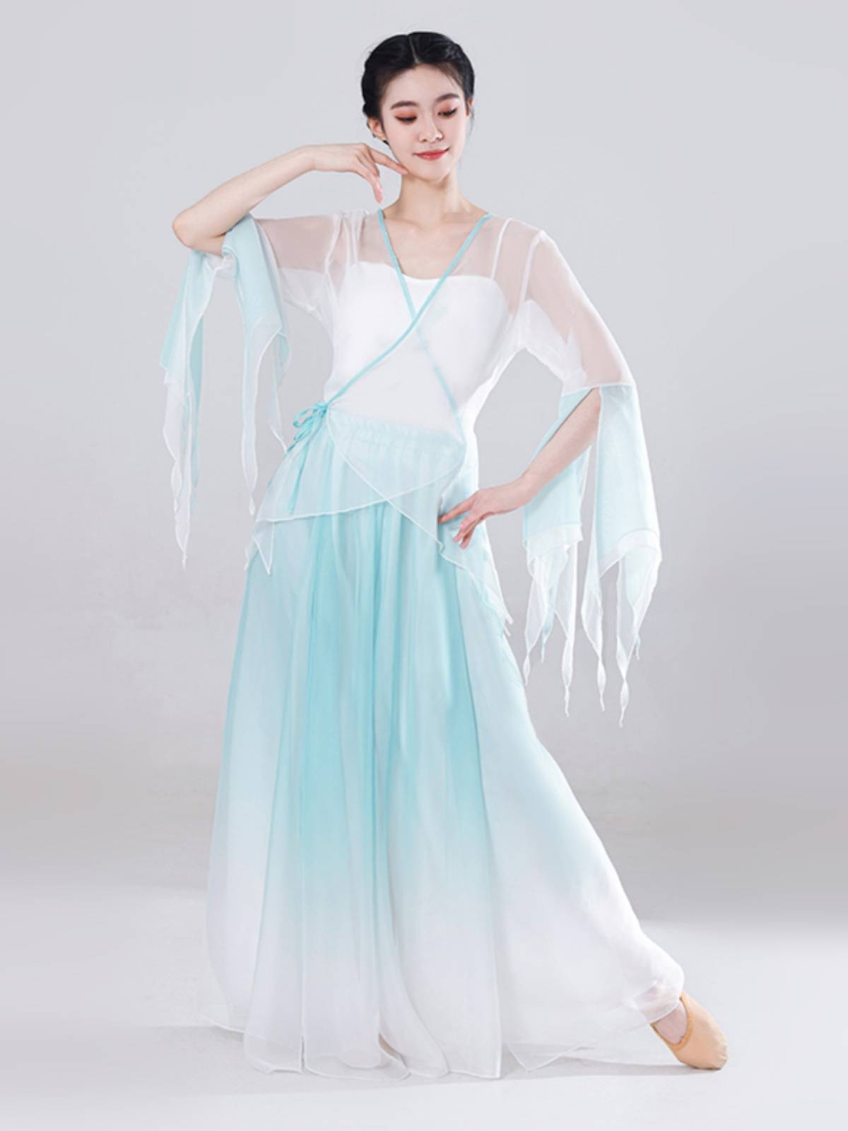 Classical Dance Performance Services Gufeng Women's Elegant Fairy Yin Yaotong Jiao Practice Umbrella Dance Chinese Dance National Dance Service