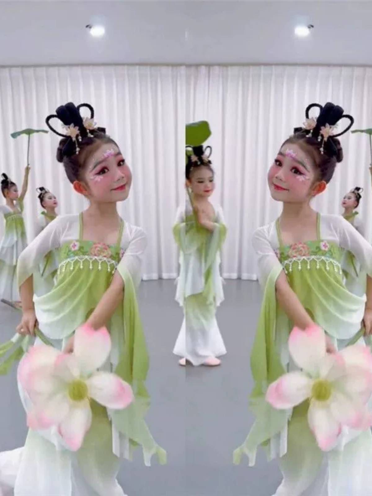 Jiangnan Caigan Lotus Classical Dance Performance Service Gradient Gine Dress Performance Service Performance Service Ancient Chinese Style Dance Female Women