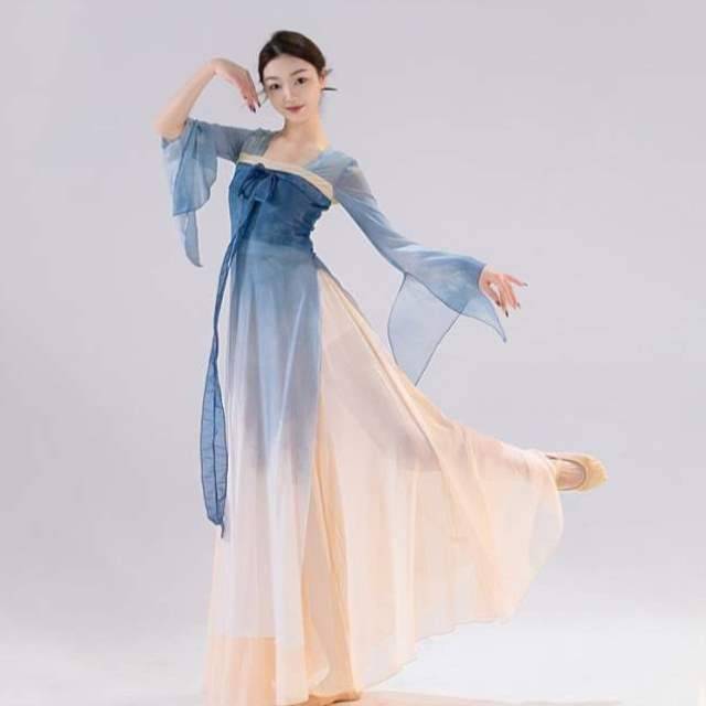 Fung_classic dance costume training for a new dress-in-a-shirt fairy Chinese hymn dancer