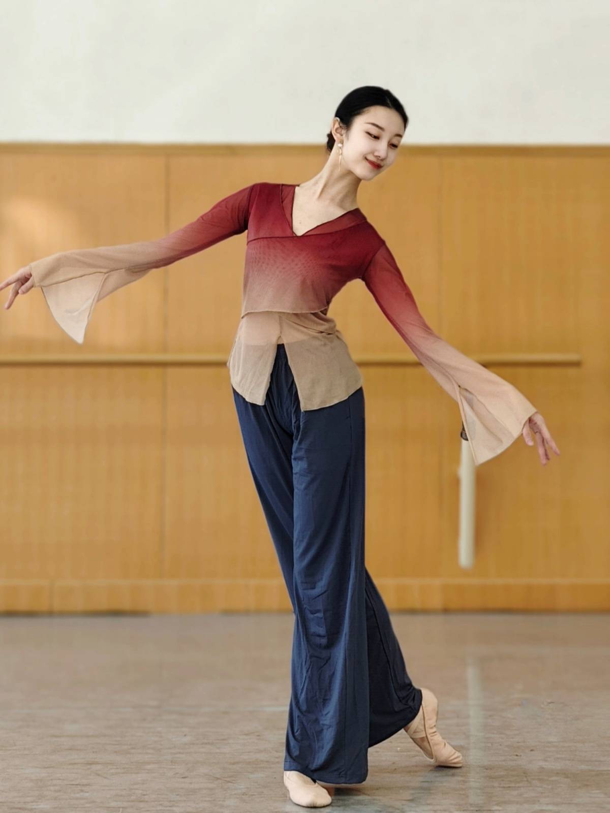 Classical Dance Graduation Rhymes Yaosa Jacket Practice Female Chinese Dance Ethnic Dance Modern Dance Clothing Foundation Training Service