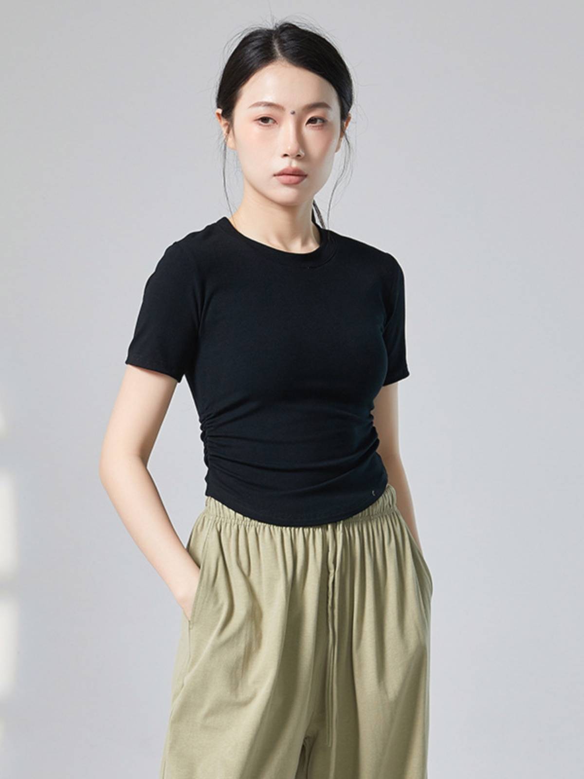 Classical dance exercise summer new short -sleeved round neck top Chinese modern dance -shaped training service teacher class