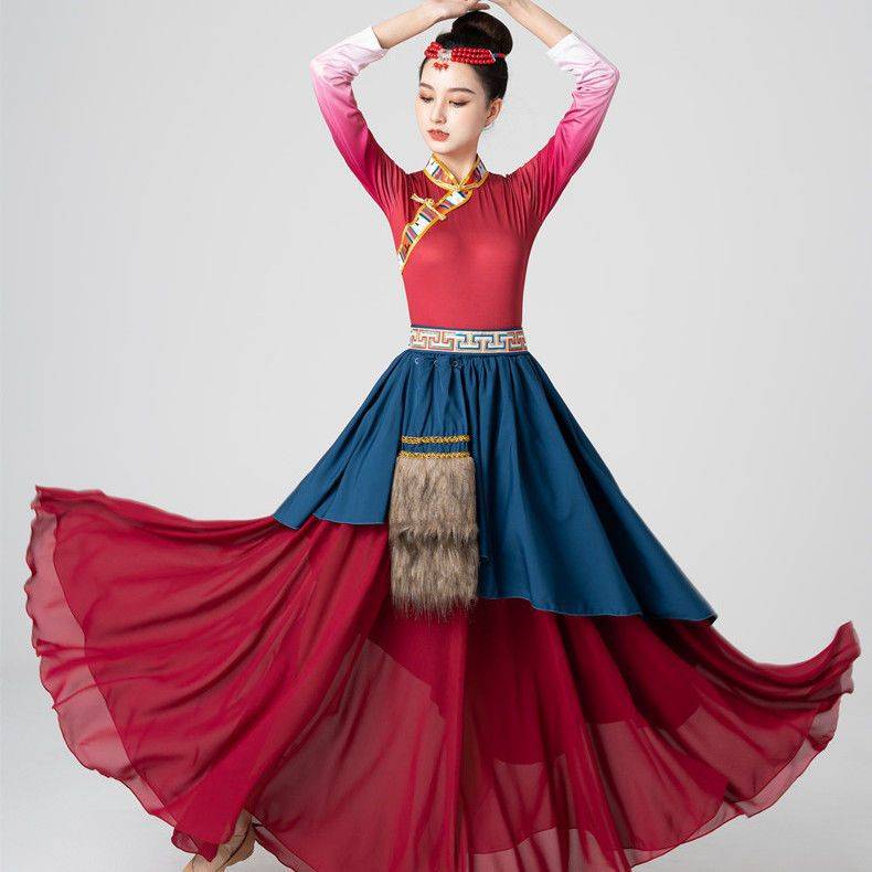 ♪ Tibetan plaza ♪ ♪ Dressed in a dress ♪