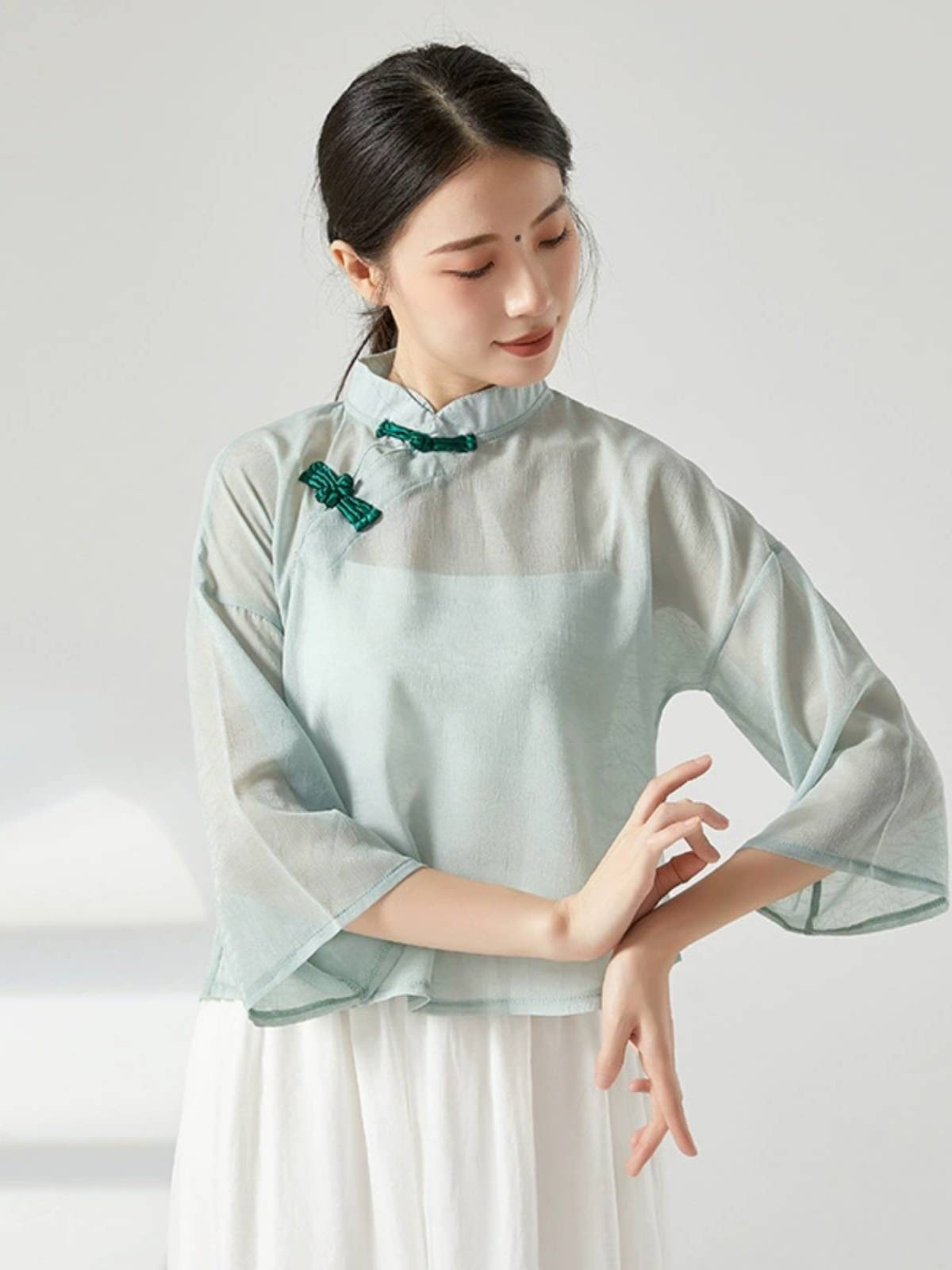 Classical Dance Dance Dress Dress Duck Ducks Moving Cheongsam Top State Female Chinese Dance Professional Performance Dance Clothing