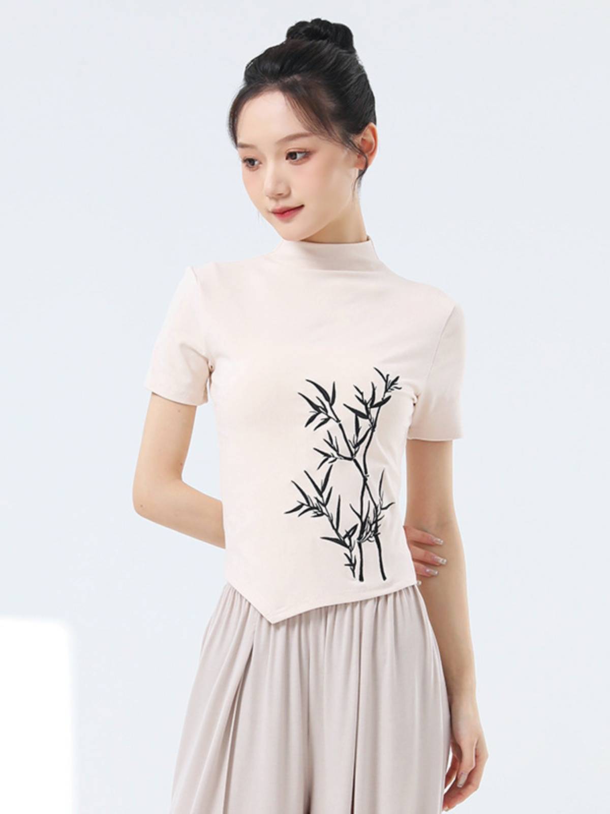 Modern dance exercise service female summer new high -necked short -sleeved top dance service classical dance repair body training suit