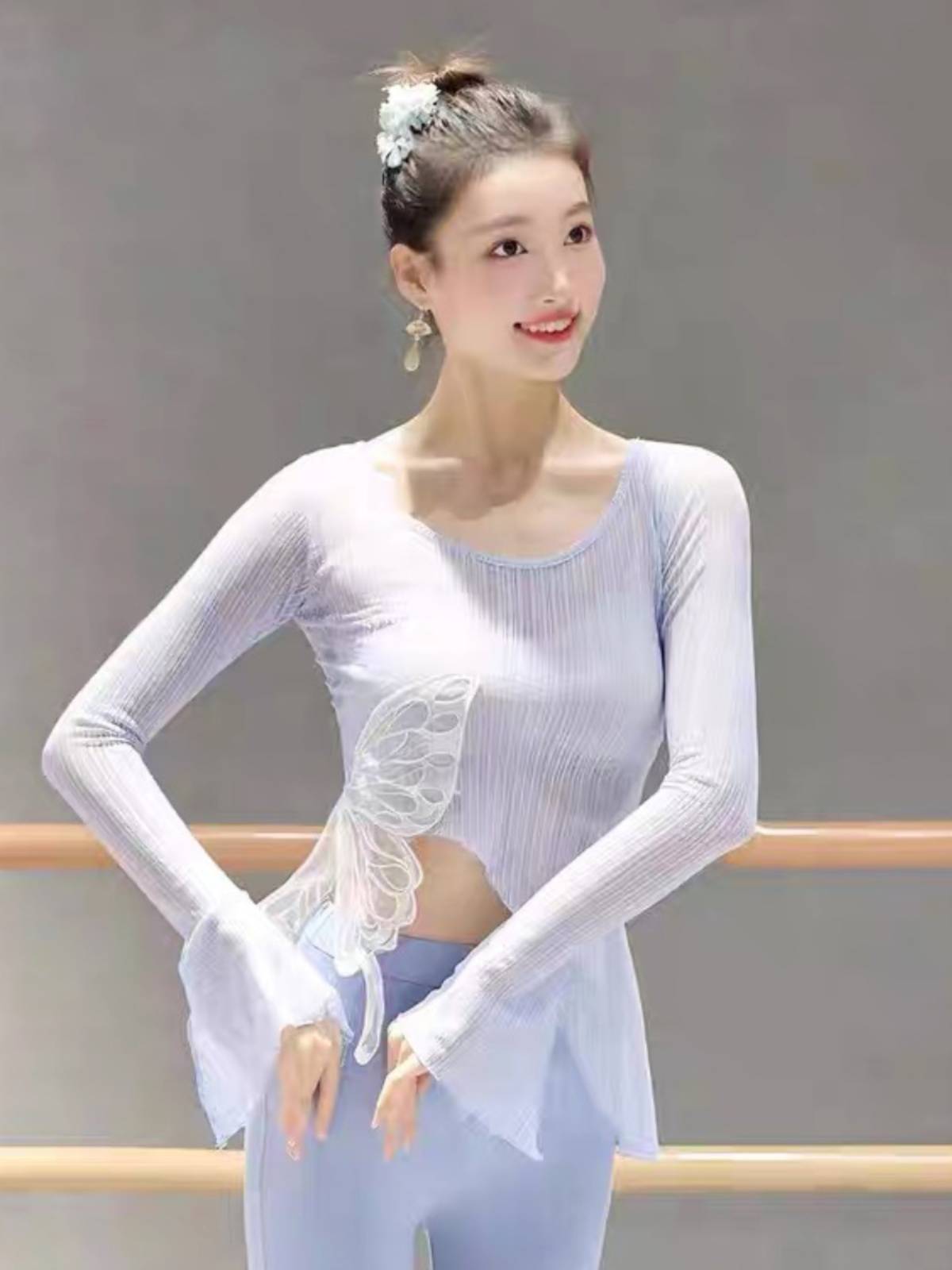 Classical dance body rhyme gauze Chinese dance collection training skills jacket new butterfly art test repair body fairy flared sleeve