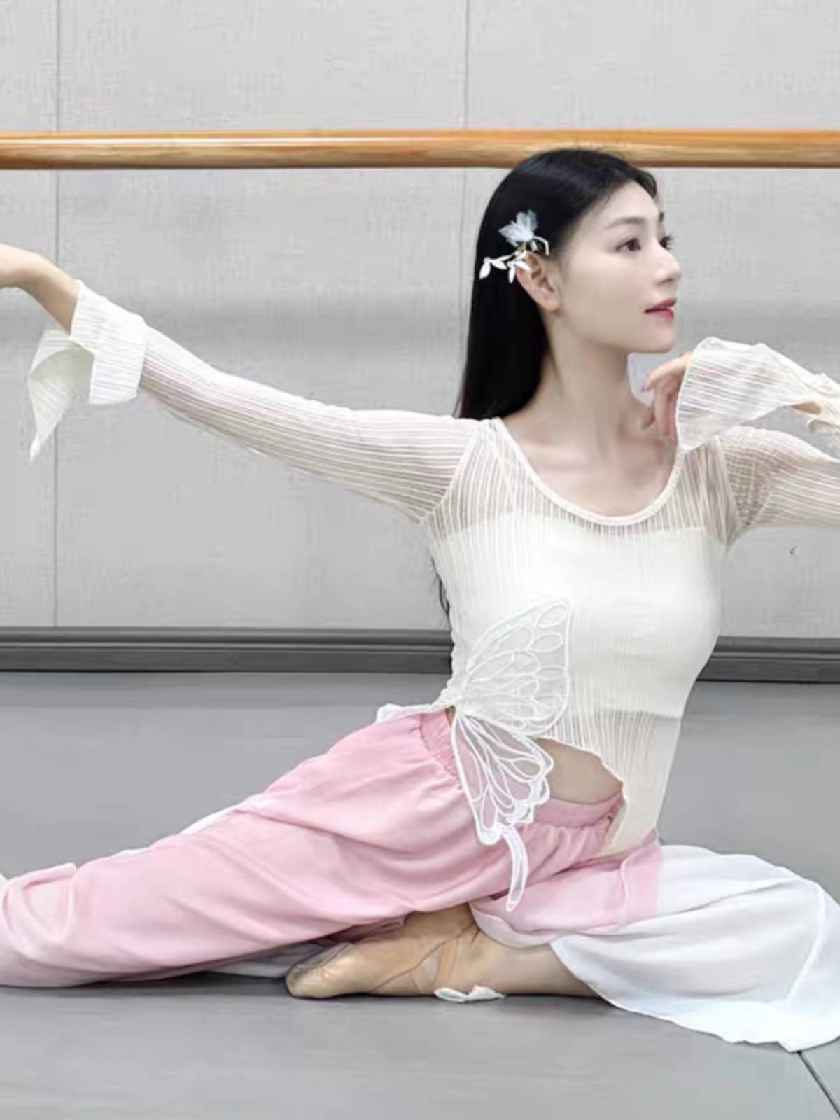 Classical dance body rhyme gauze Chinese dance collection training skills jacket new butterfly art test repair body fairy flared sleeve