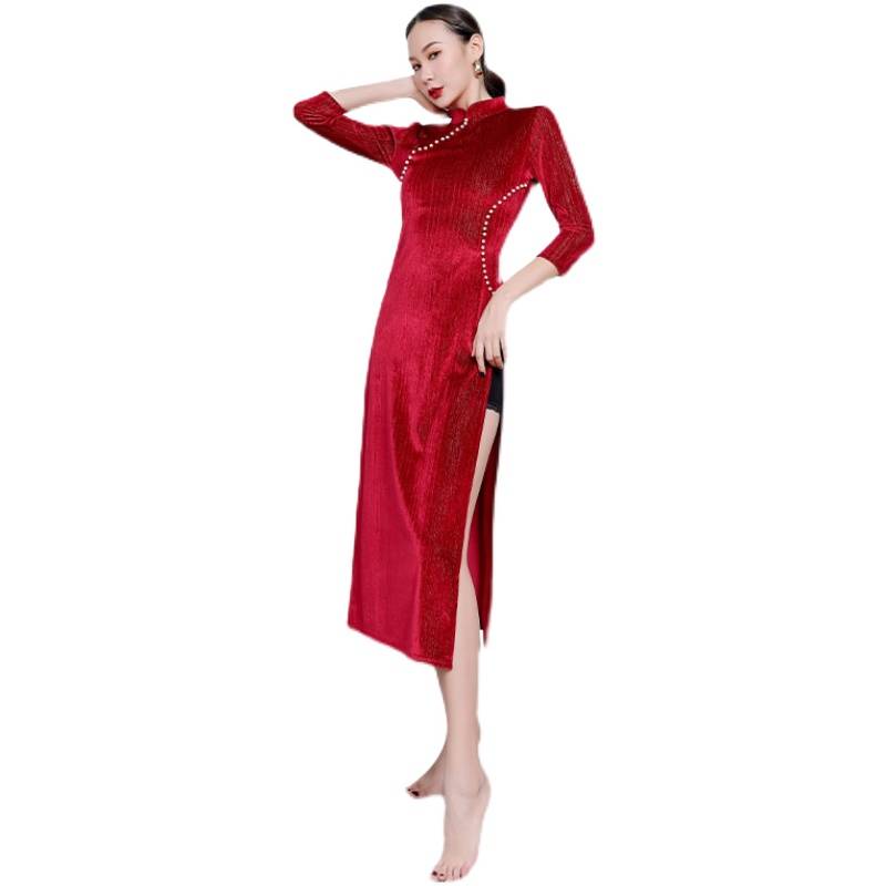 Classical dance exercise dance cheongsam split long retro Chinese dance Republic of China fan dance performance service service autumn and winter