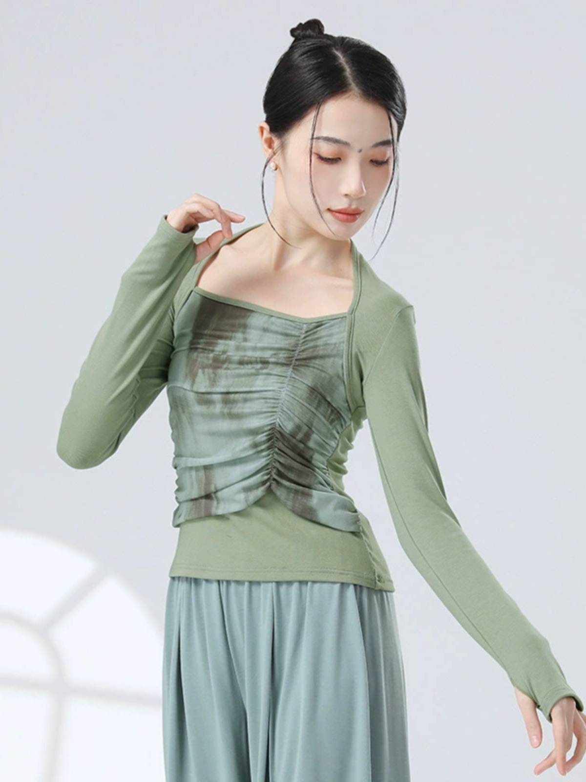 Modern dance adult long sleeve top dance clothing stitching ink gauze Chinese classical dance exercises
