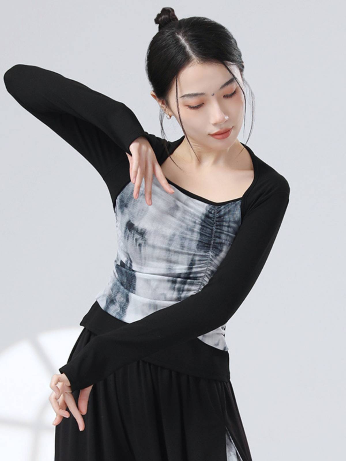 Modern dance adult long sleeve top dance clothing stitching ink gauze Chinese classical dance exercises