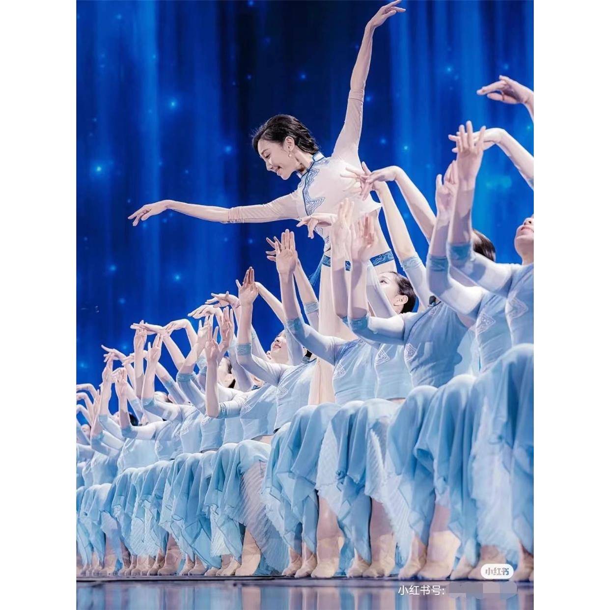 The new Spring Festival Gala dance clothing shows water Qingyouyou women's stomach step bridge children's classical dance