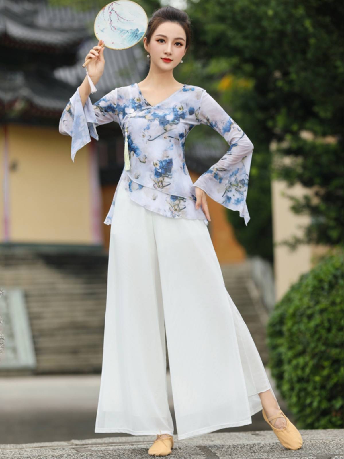 Classical Dance Performance Services Female Permaneous Network Saitizer Examination Divine Practice Delivery Skin Ya Yongyao China Wind Plaza Dance Services