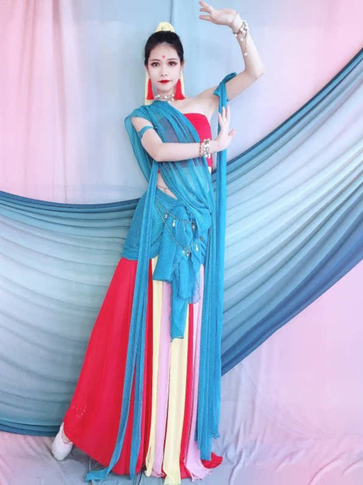 Dunhuang Feitian Exotic Dance Dance Server Putting Classical Dance Monthly Dance Girl Performing Children's Ancient Style Gigong Set
