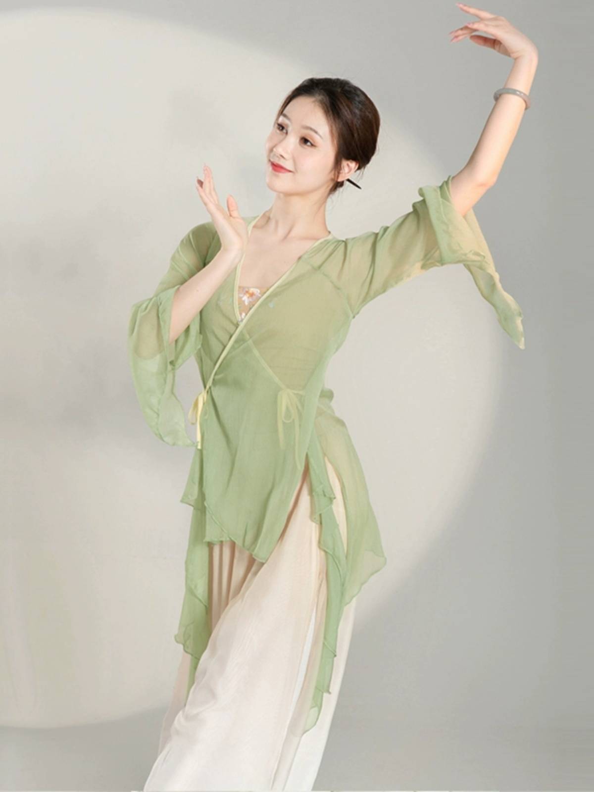 Classical Dance Performance Services Female Permanent New Guofeng Body Yiyun Yaosong Kung Kung Kung Kung Practical Service Chinese Dance Dance Clothing Set