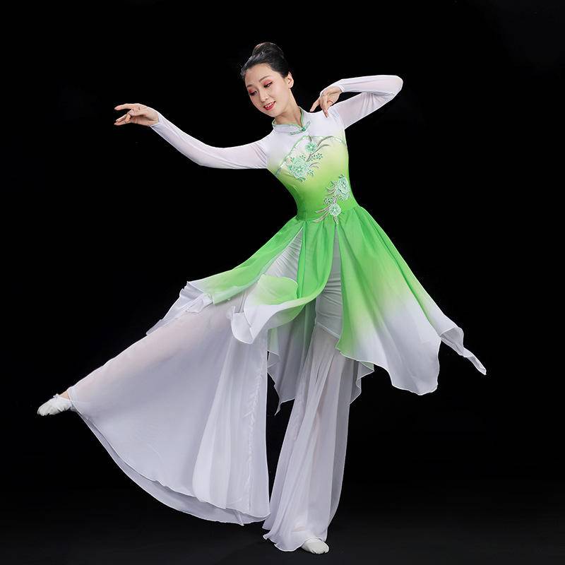 Classical Dance Performance Service Female New Worching Dance Clothing Chinese Wind Set Fan Dance Yangge Server