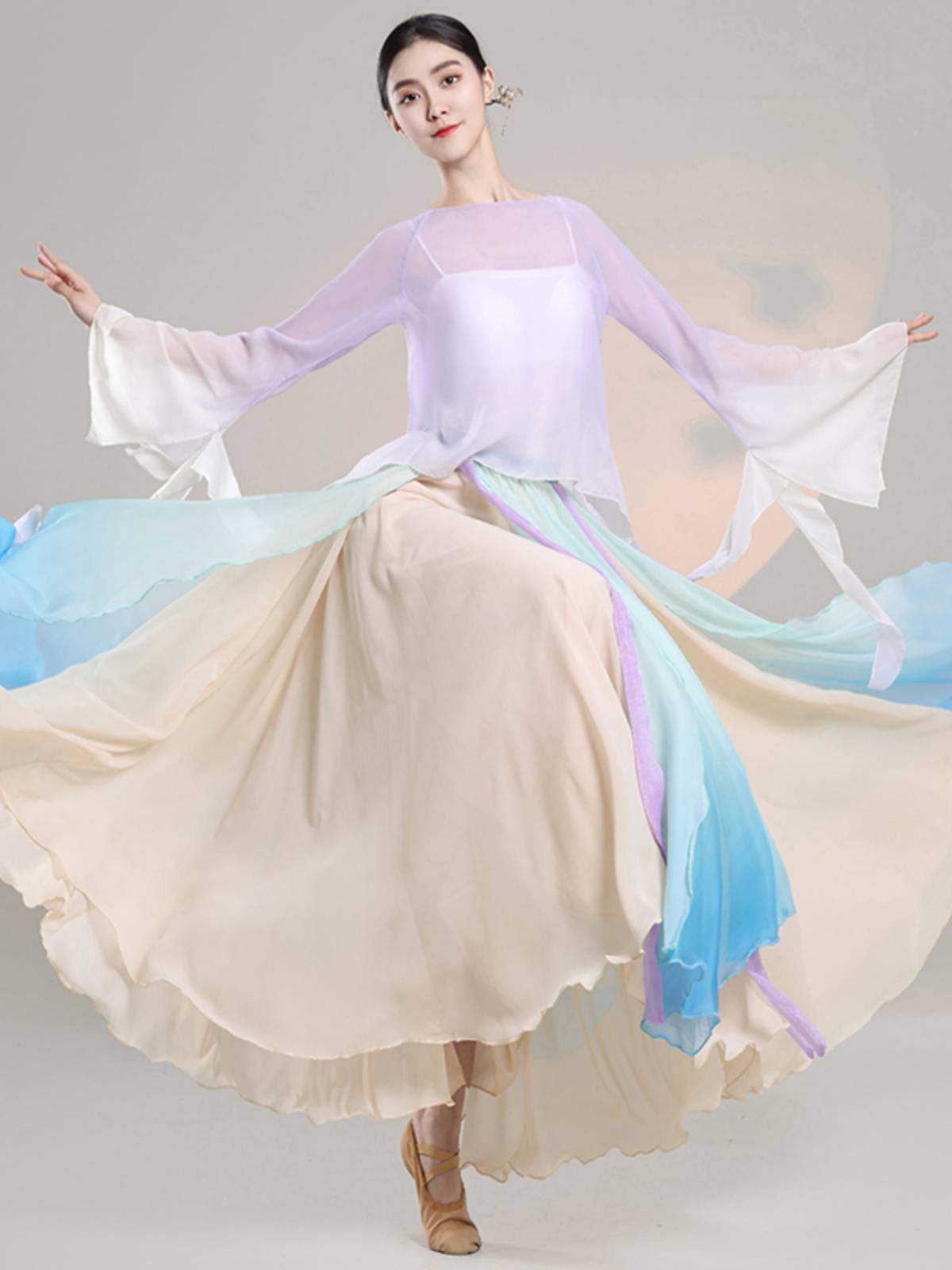 Classical Dance Performance Female Permanent Chinese Wind 2023 New Gradient Color Fan Dance Set Modern Dance Clothing
