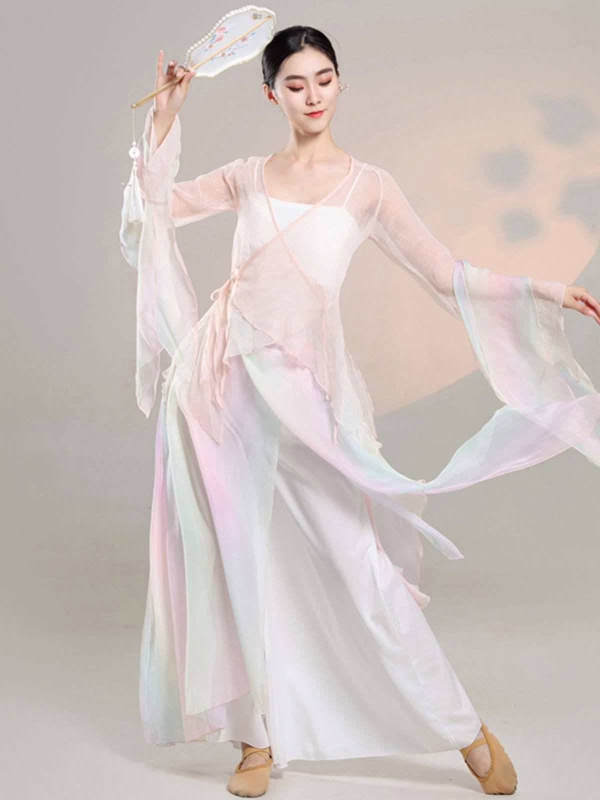 Classical Dance Performance Female Permanent Chinese Wind 2023 New Gradient Color Fan Dance Set Modern Dance Clothing