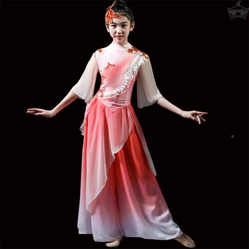 Children's classical dance performance girl elegant Chinese style practice dance dance dance service children's fan performance gauze