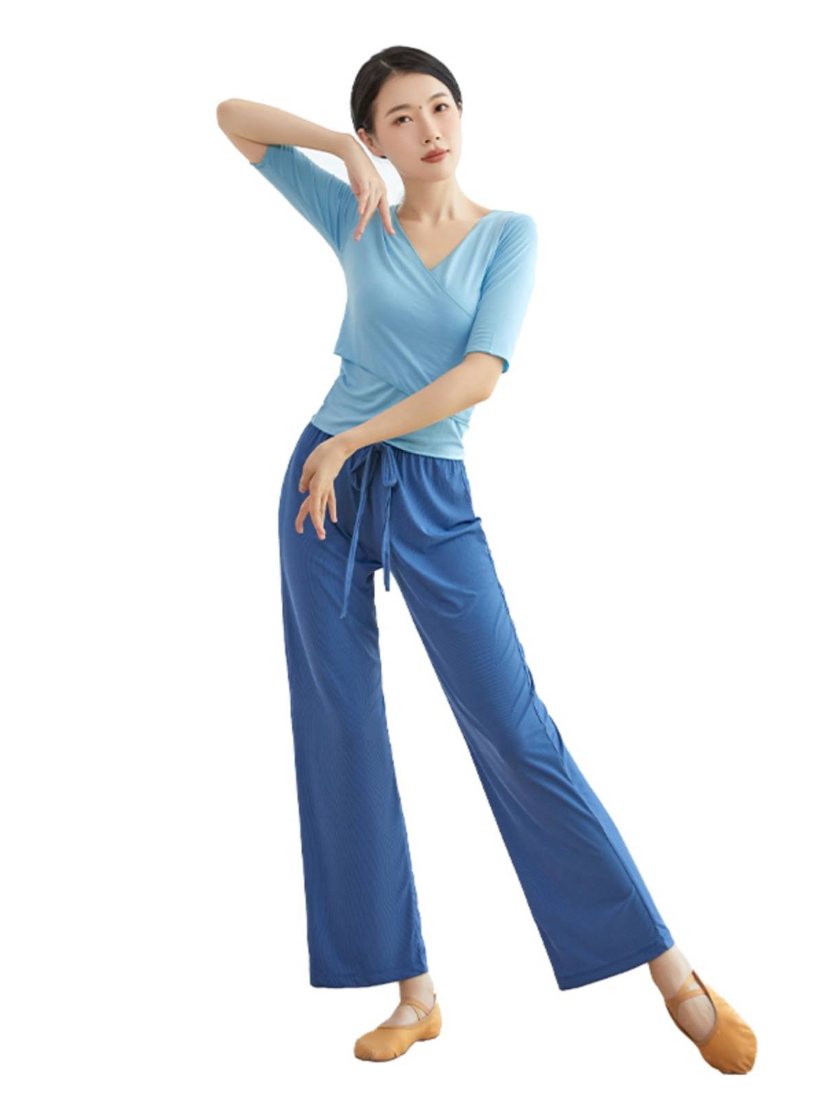 Dance practice service female modern dance service wide -leg pants set Chinese dance dance dancing art test classical dance