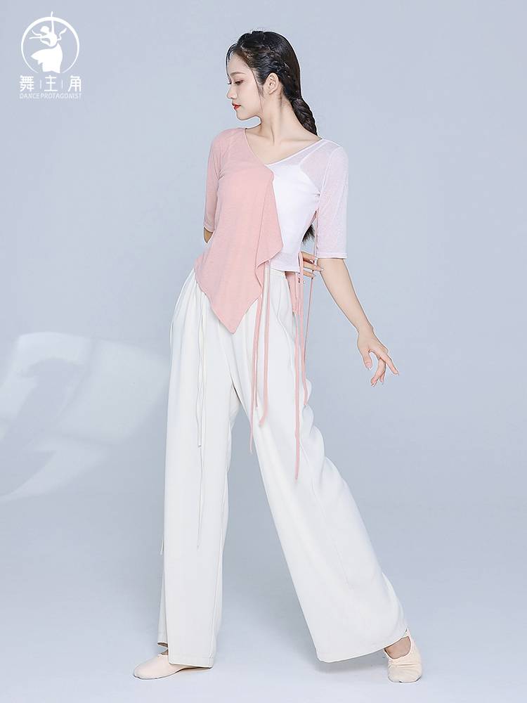 Dance main corner modern dance exercise ink calligraphy calligraphy, elegant classical dance performance, two -color stitching dance service test