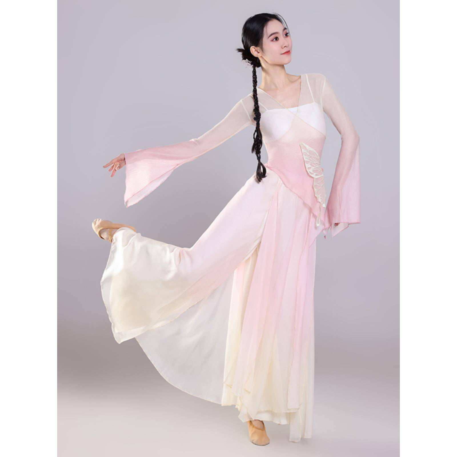Classical Dance Gravity Butterfly Warves Gaunt Body Charm Performance Clorn Chinese Dance Spring Song Performance Set