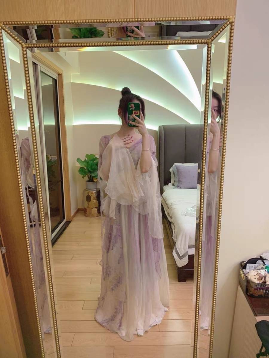 Classical dance clothing girl elegant clothing body rhyme yae showing vine flower is a big left left and the same fairies