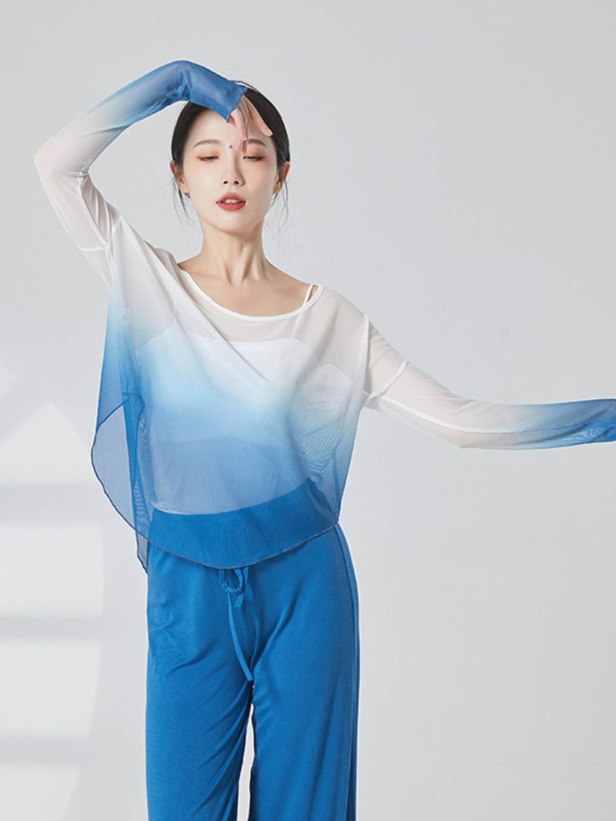 New classical dance gauze performance service girl elegant gradient loose top long -sleeved modern dance practice uniform kit