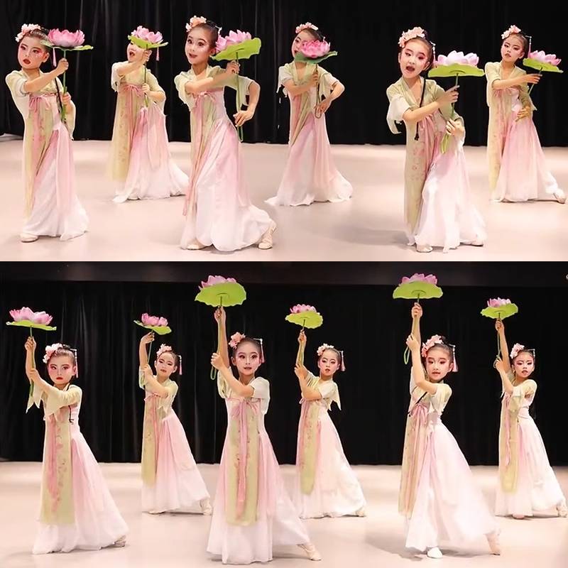 ♪ The fish play ♪