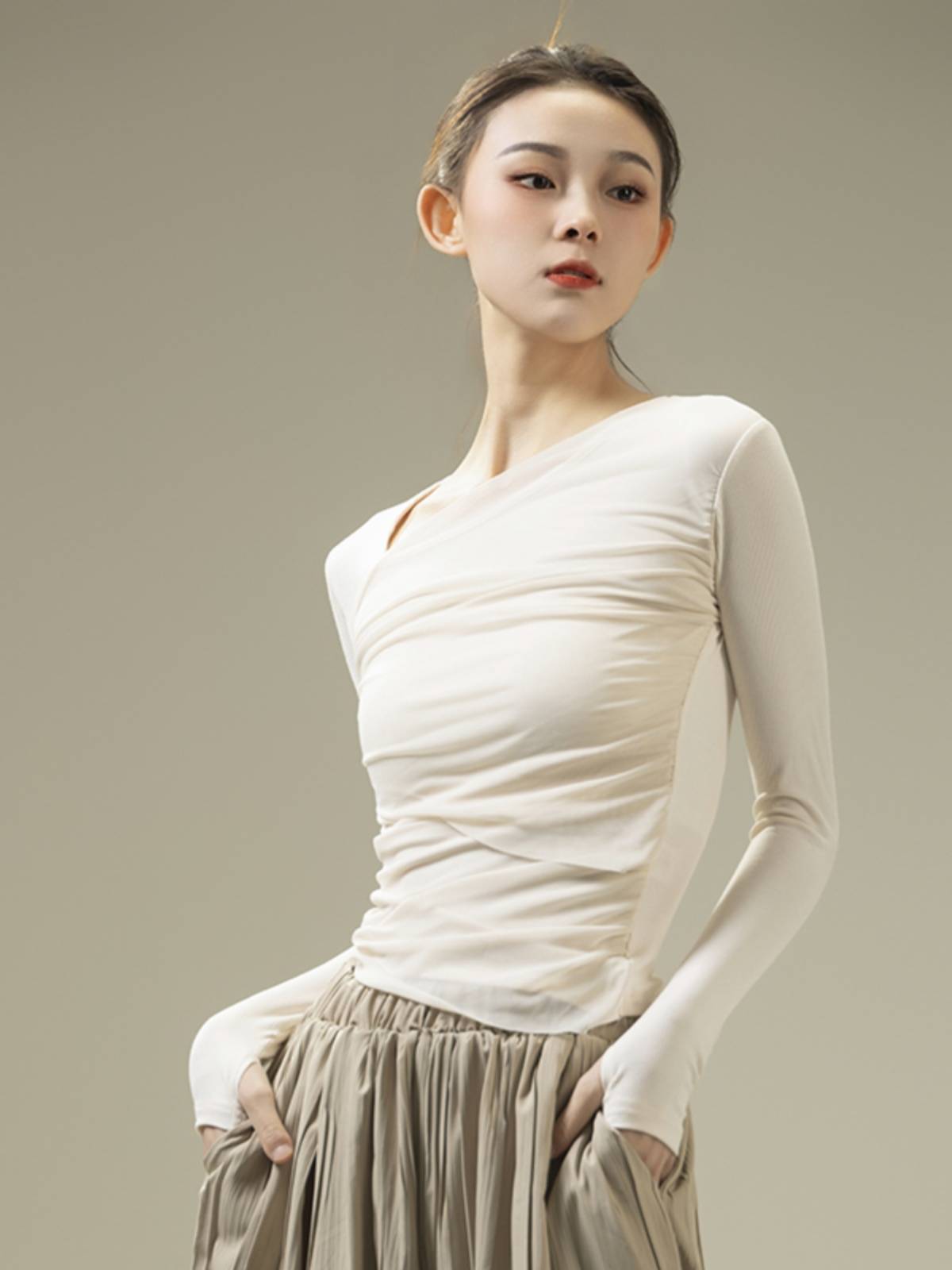 Modern dance clothing net gauze short -sleeved top female practice service spring and summer 2024 classical dance -shaped sportswear test yoga clothing