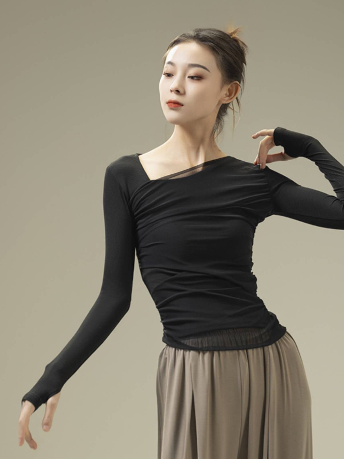 Modern dance clothing net gauze short -sleeved top female practice service spring and summer 2024 classical dance -shaped sportswear test yoga clothing