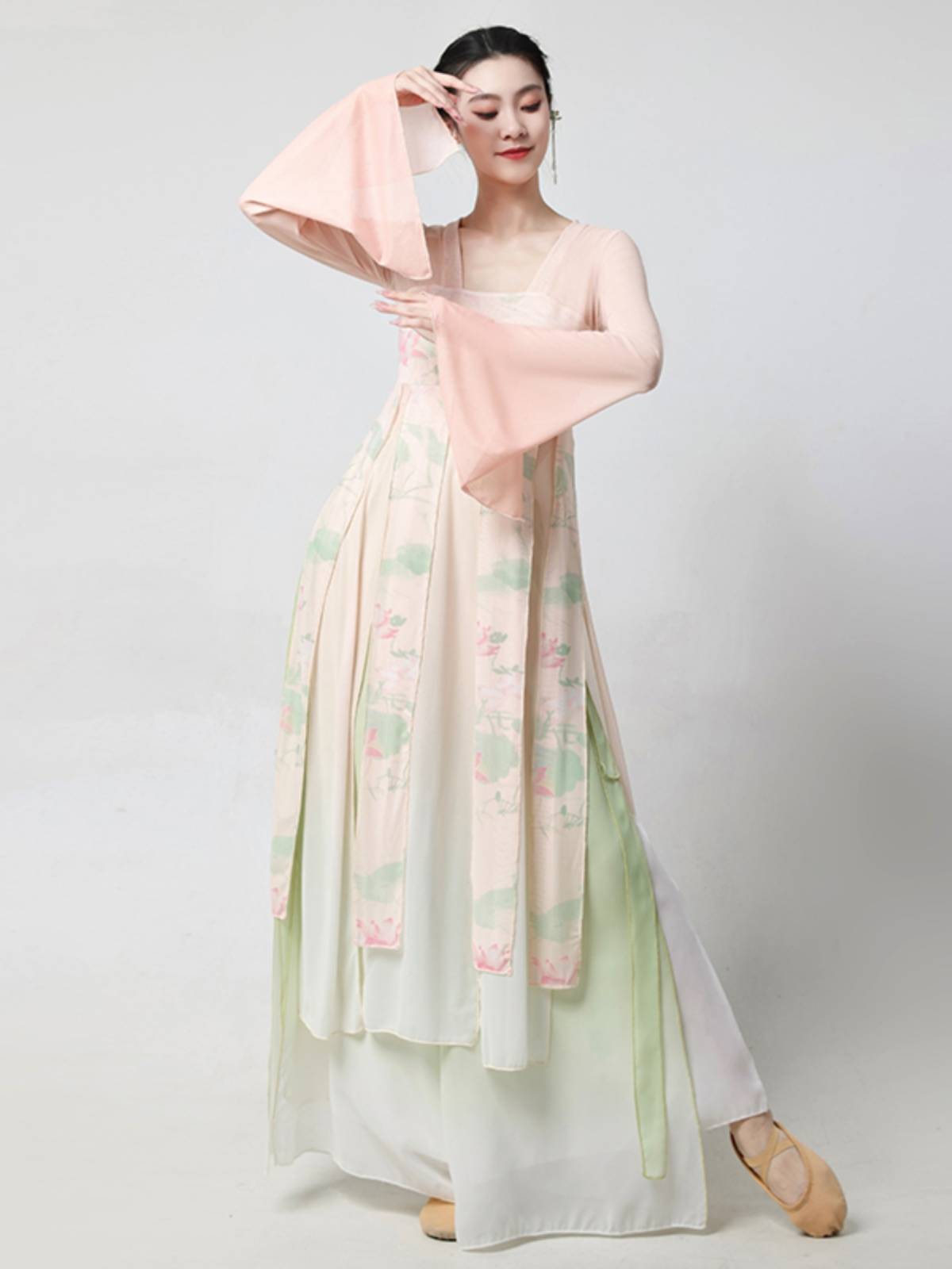 Classical dance dance clothing female elegant Chinese dance lotus dance skirt body rhyme yarn practice clothes Han Tang dance performance service
