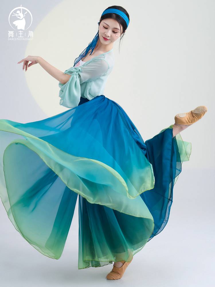 New Dance protagonist Classical Dance Water Sleeve Performance Server is only this green -green rhyme yarn dance dance dance, dance, clothing, clothing female elegant