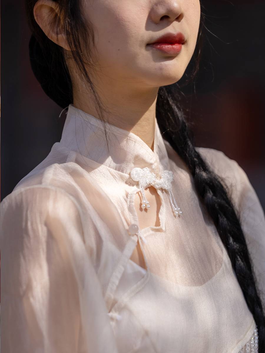 Wu Ruixiang Ruyong Eli Cheongsam elegant Chinese classical dance clothing temperament national wind suspender half -sleeved suit