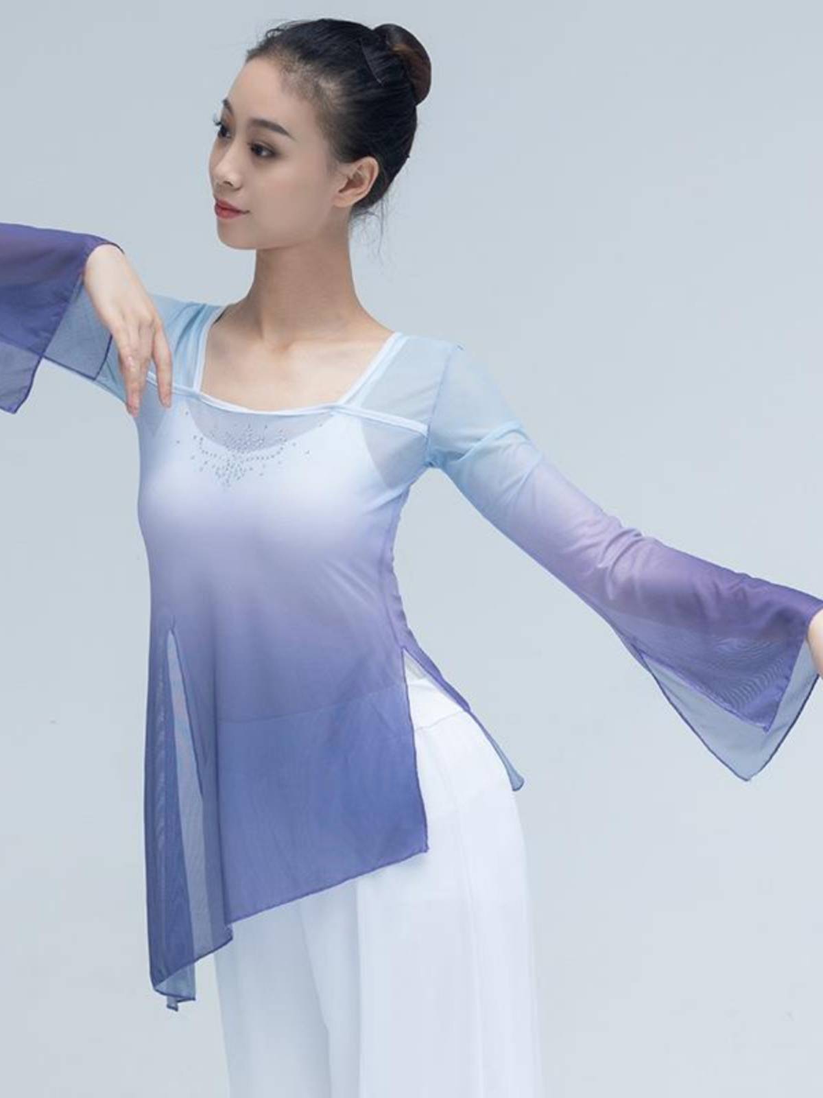 Classical dance body rhyme yae dance dance exercises Chinese dance art test gradient female top ballet performance nation