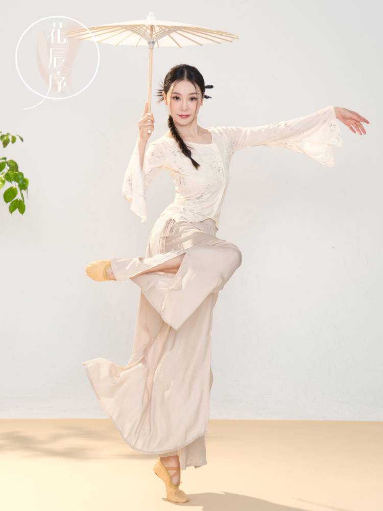 Huachen preface Classical dance new Chinese elegant body rhyme printing top dance service Chinese dance country style practice uniform set