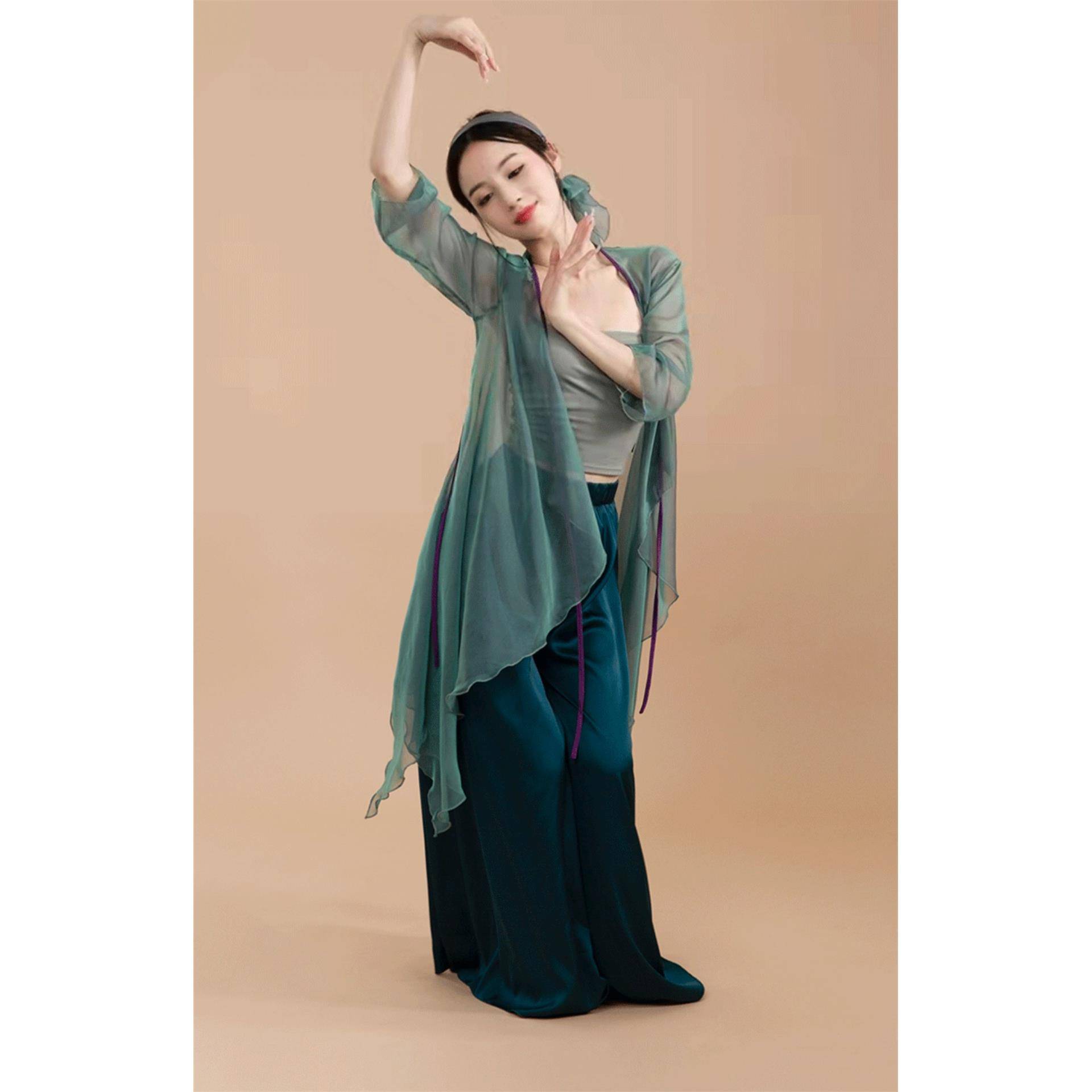 Classical dance green snake dance clothing set gauze, elegant green green ancient style performance training past life and present life dance clothing