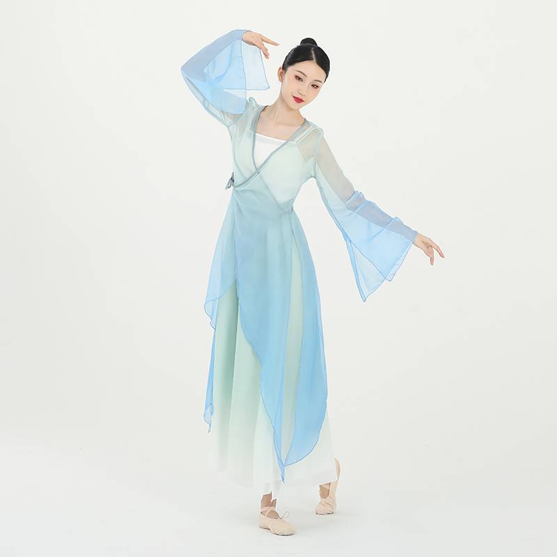 Classical dance clothing female practitioners' merits of elegant ancient style gradually transformed into rhyme Chinese style Chinese style dance clothing