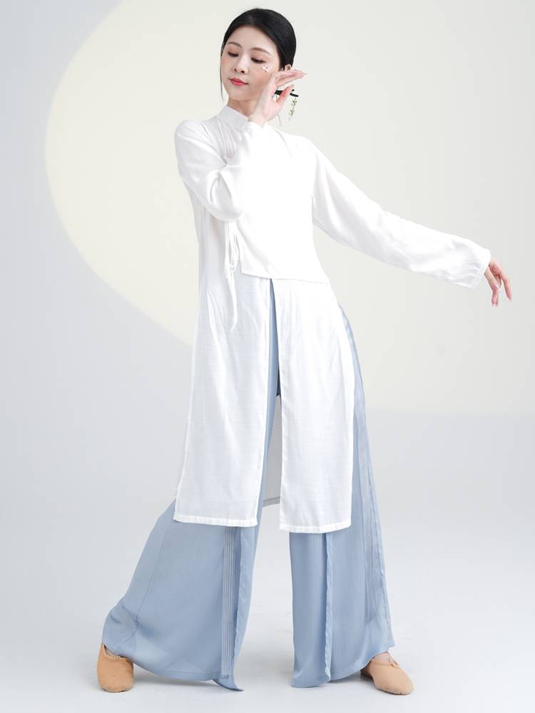 Judya's traditional Chinese dance classical dance service Modern dance in modern dance in the long shirt in the long shirt, Taiji practice service, performance service girl