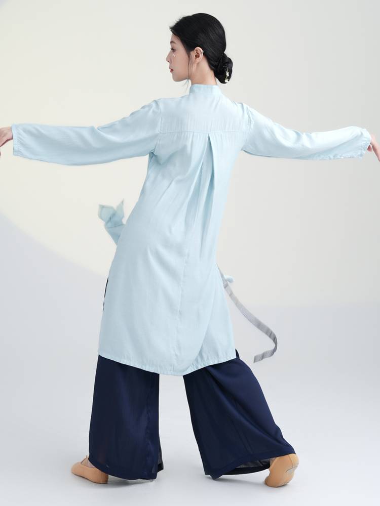 Judya's traditional Chinese dance classical dance service Modern dance in modern dance in the long shirt in the long shirt, Taiji practice service, performance service girl