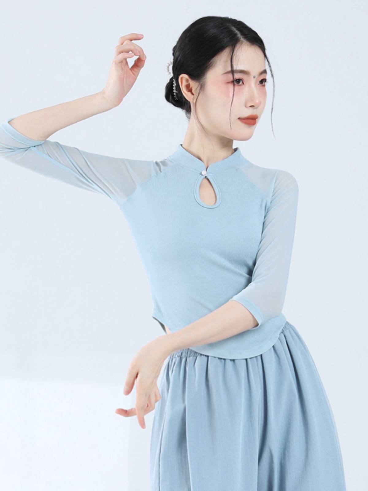 Classical dance clothing temperament slim gauze sleeve top Chinese style modern dance nation dance clothing practice service girl
