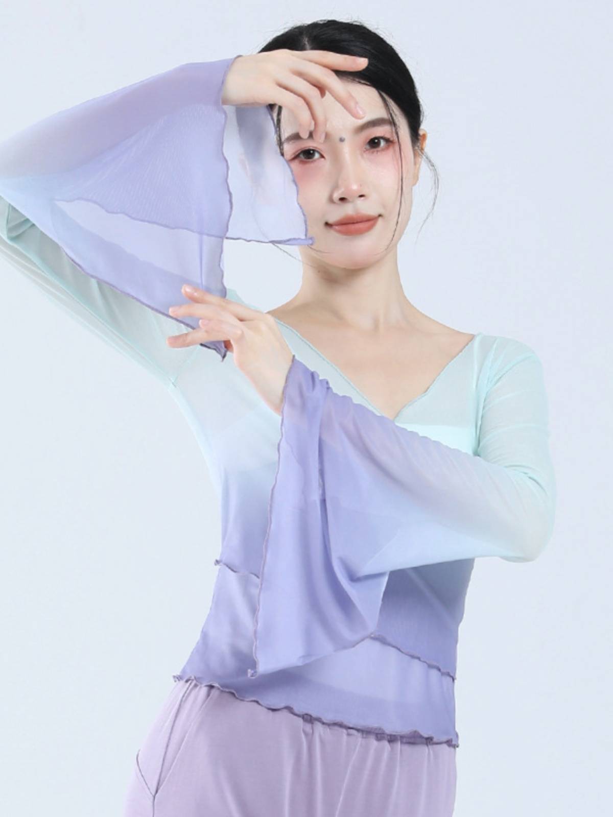 Classical dance clothing women's top rhyme gauze jacket Chinese dance national dance exercise skills test service horn sleeves