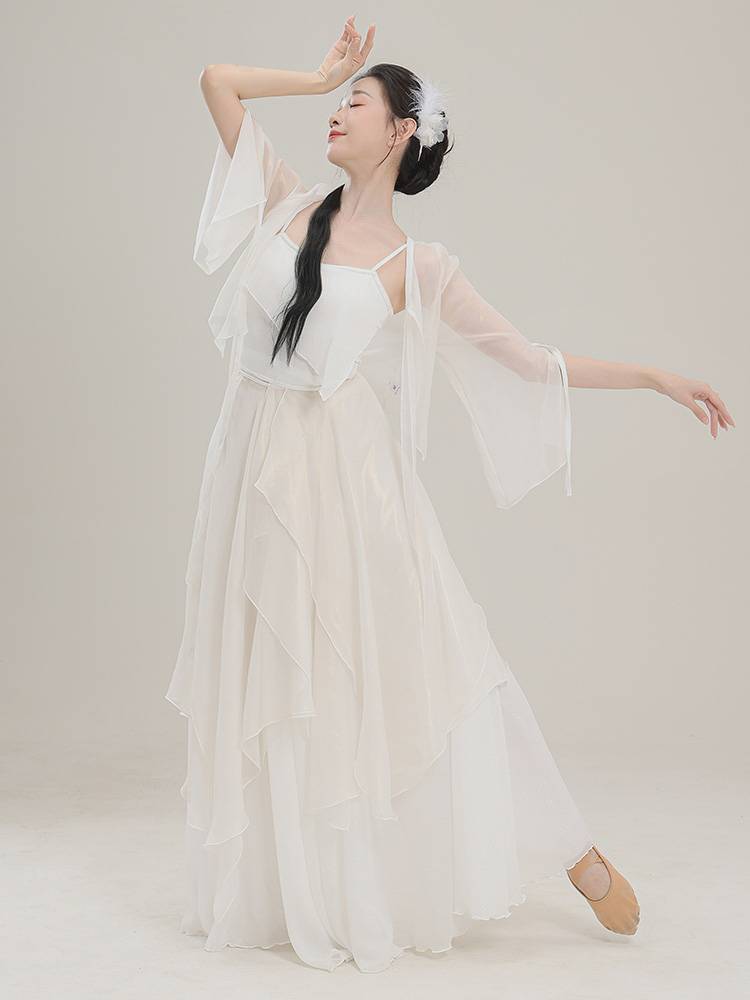 Classical dance clothing ancient style fairy, golden body rhyme yarn, elegant big skirt, Chinese dance performance dance practice service