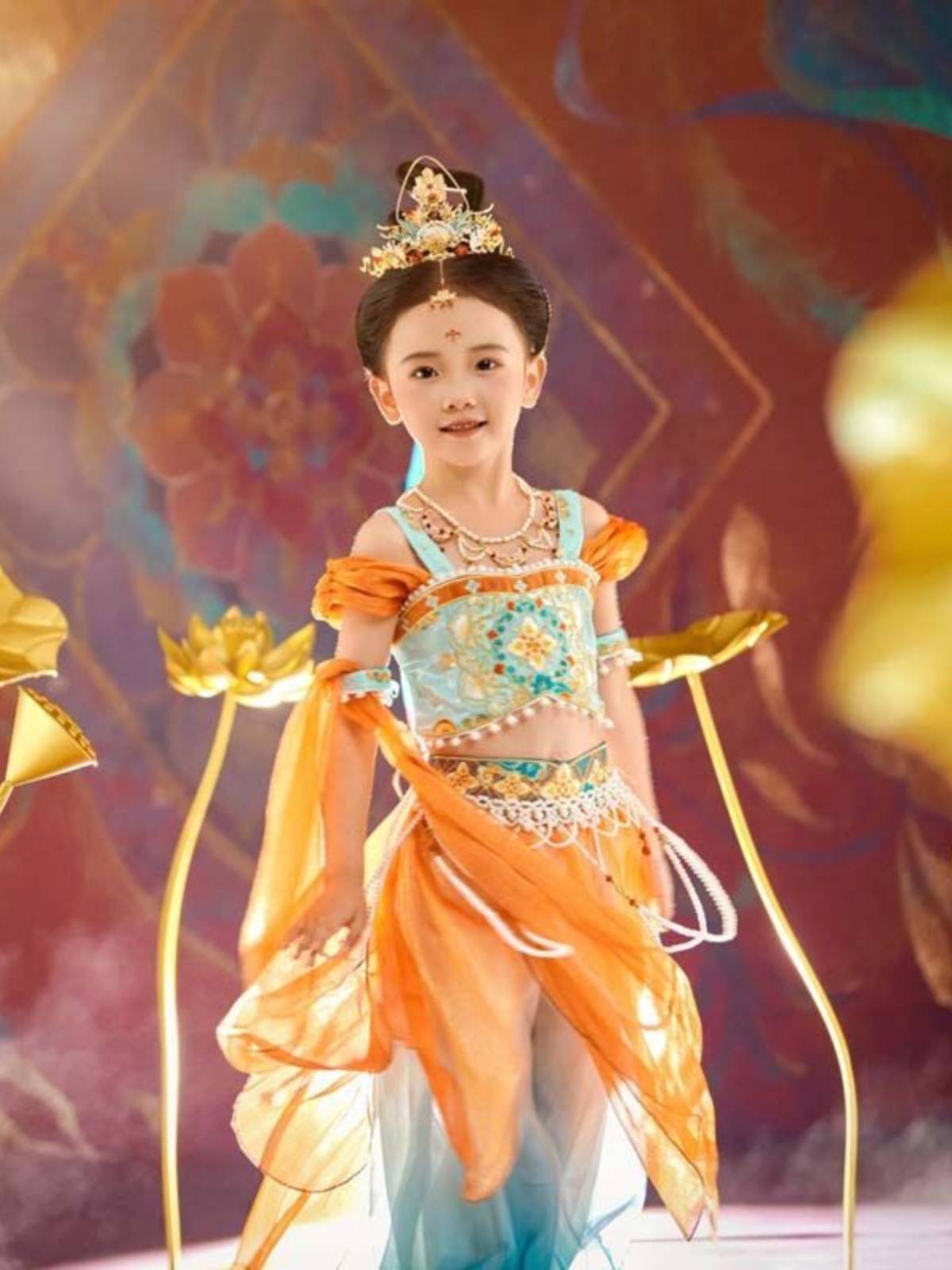 Dunhuang Feitian Er 5 Children's Classical Dance Bounce Pipa Performance Servant 6 Tong Guo Guo Feng Hanfu Performance Service