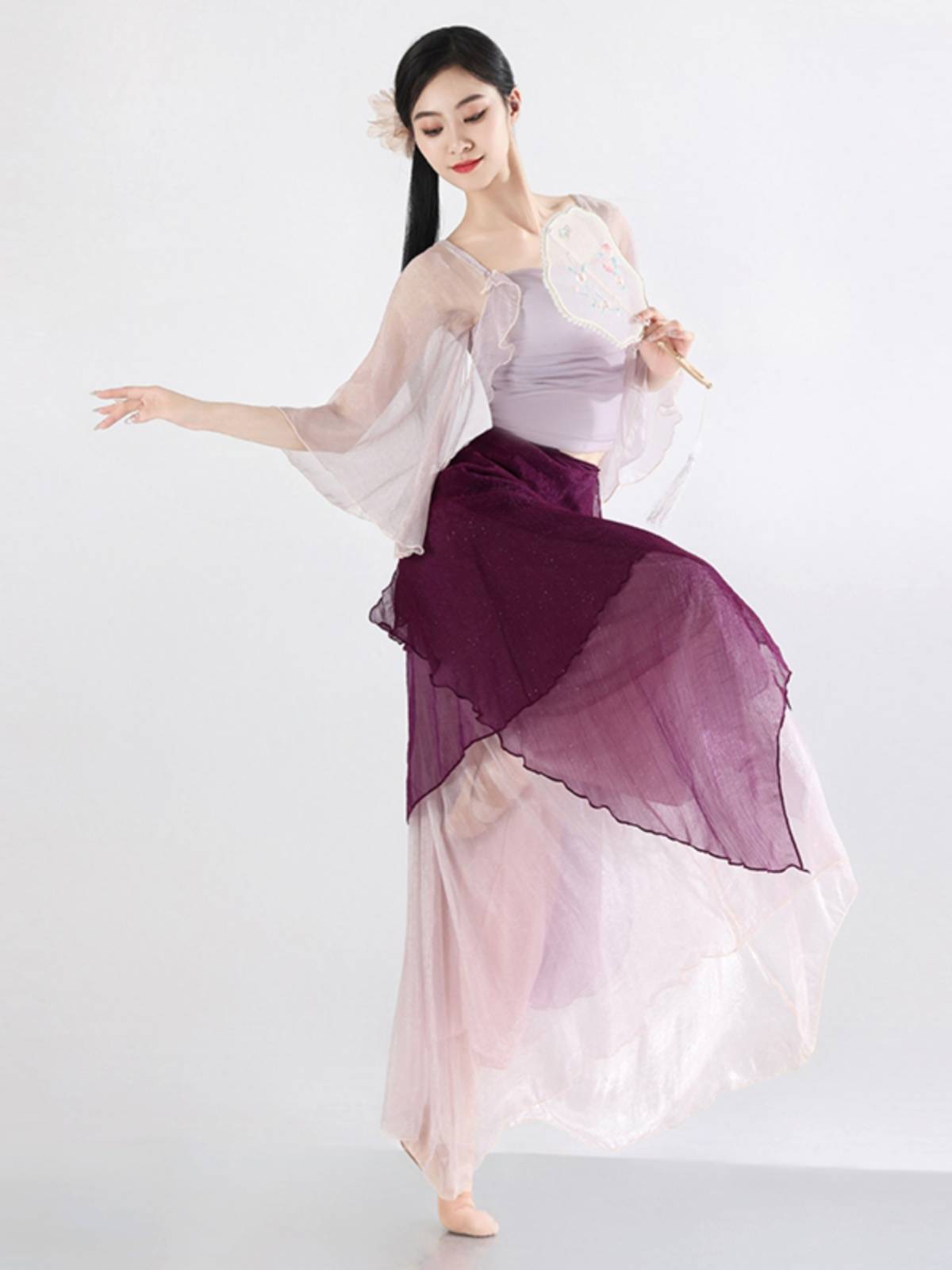 The new classical dance service female Zimo is elegant Chinese style outside performance dress big skirt practice uniform suit