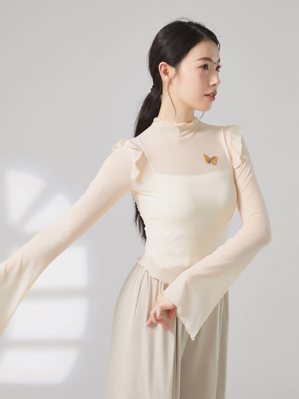2024 Summer new classical dance clothing gradually transforms into rhyme gauze, elegant and immortal Chinese national dance girl top