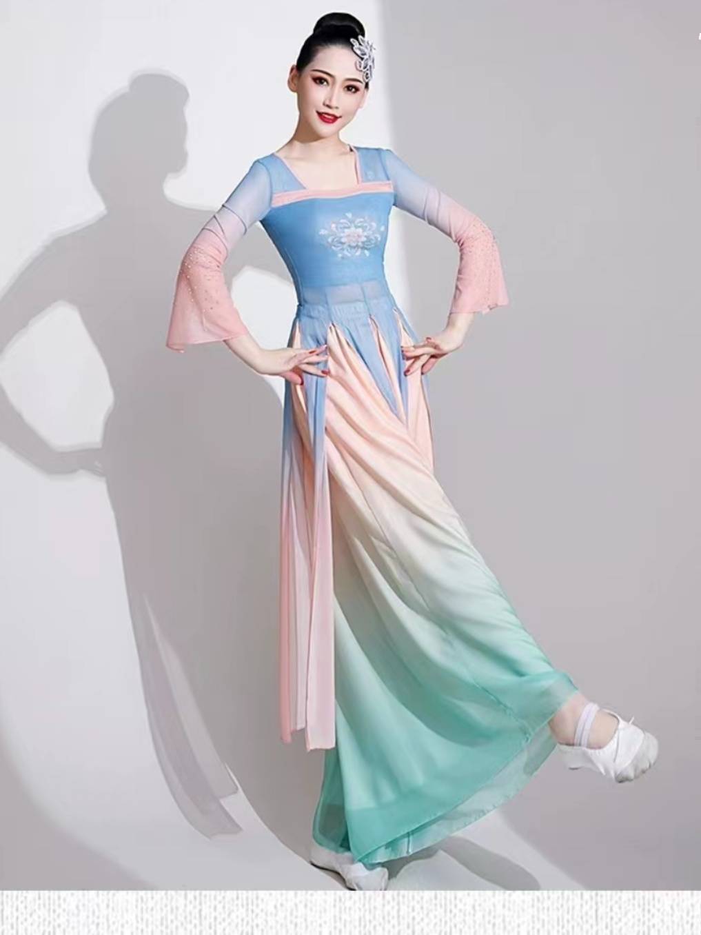 New classical dance gradient female elegant body rhyme long gauze Chinese style performance clothes ancient fan dance set