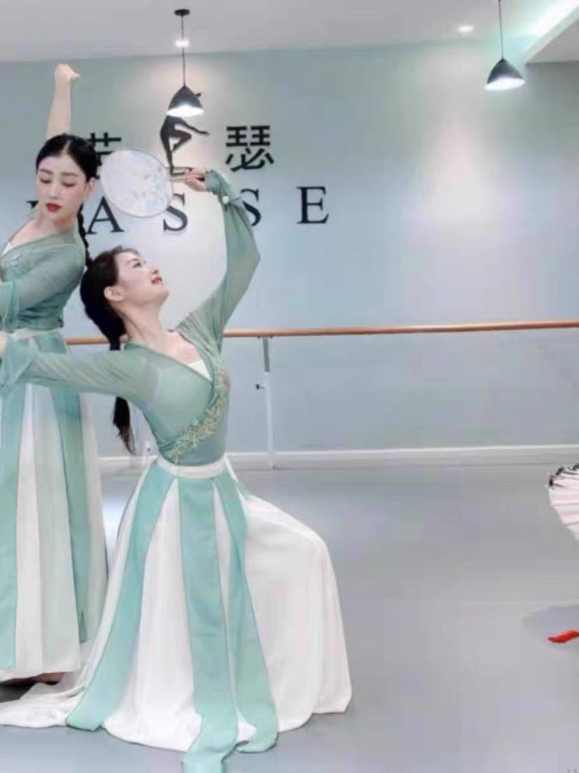 Classical dance practice clothing female body rhyme, elegant gauze children's nation performances, current Yujun spring map umbrella