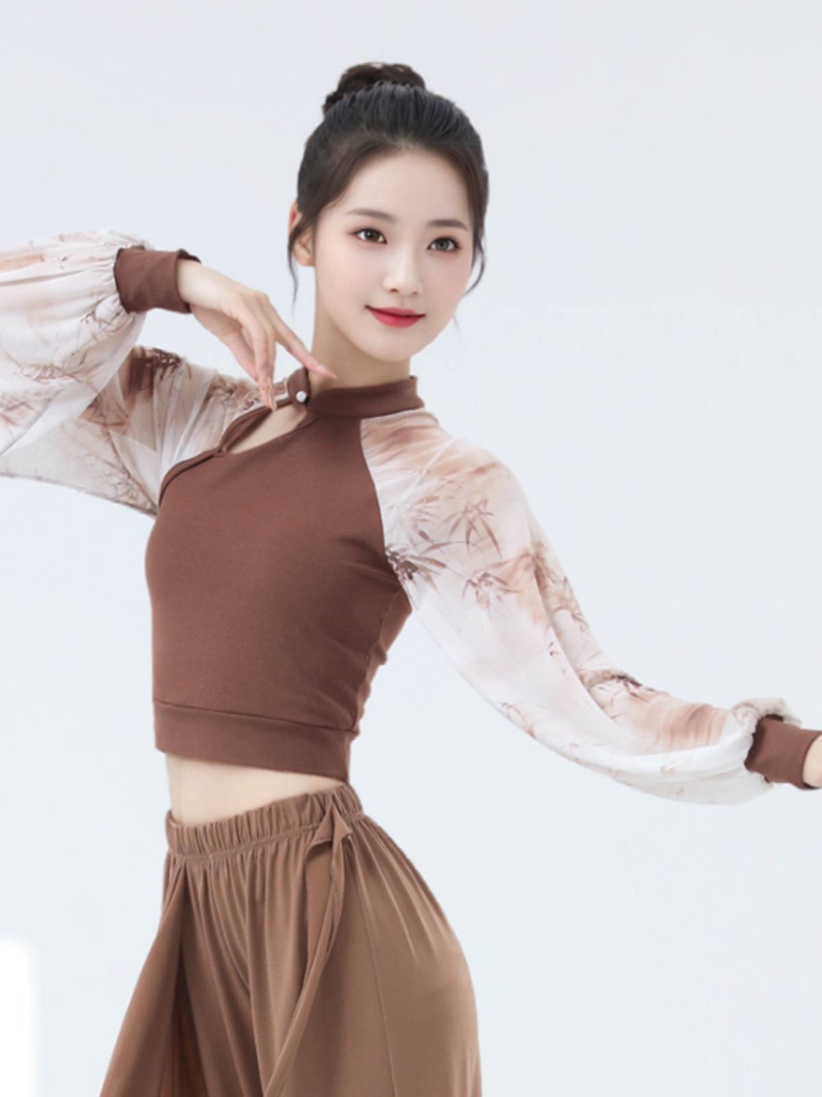 Classical dance body rhyme cheongsam collar net gauze lantern sleeve dance practice service modern dance collection waist top performance service