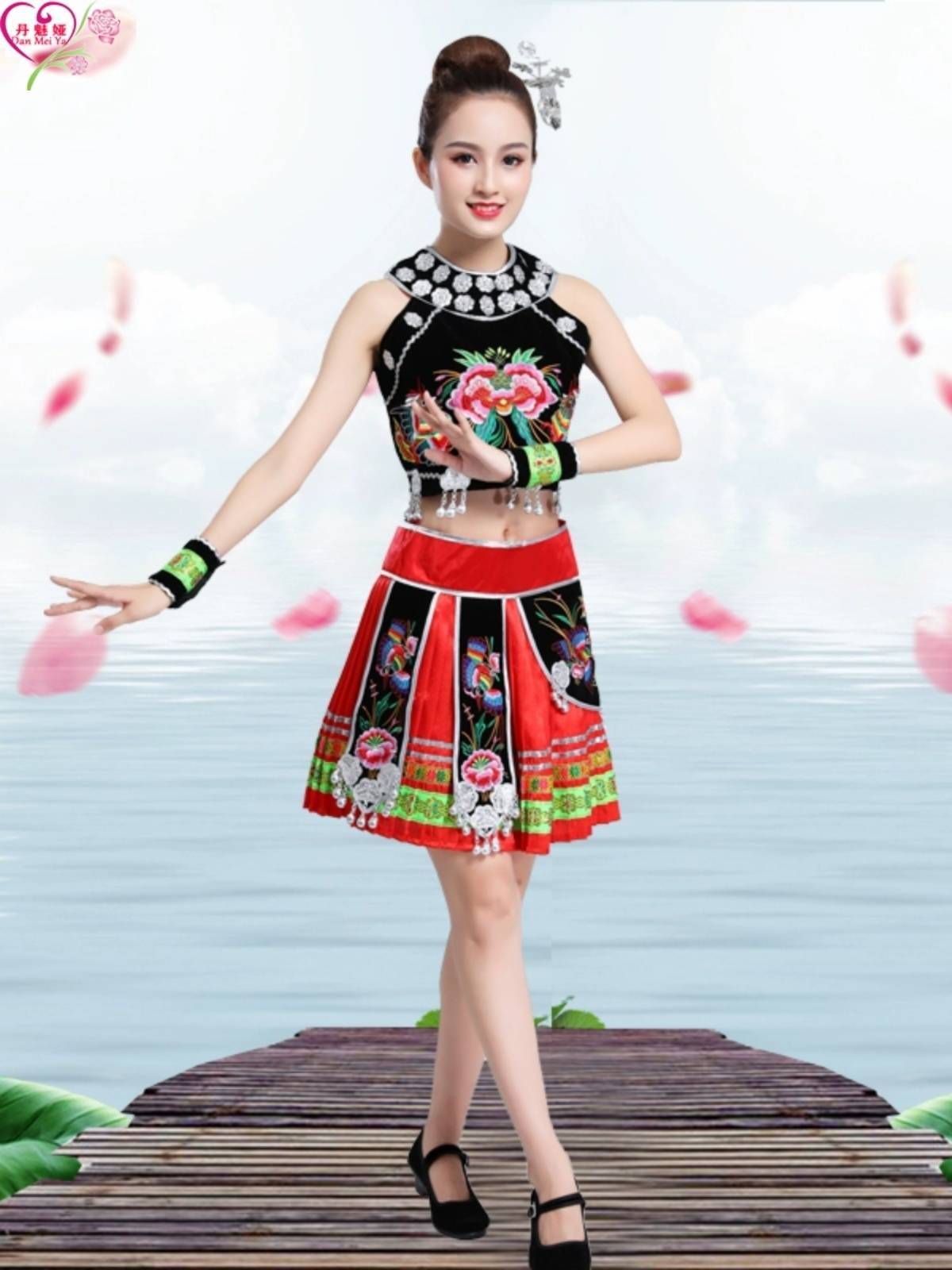 Miao Performance Service Women's Ethnic Wind Embroidered Yi and Dai Folding Skirts Yunnan Minority Dance Performance Clothing