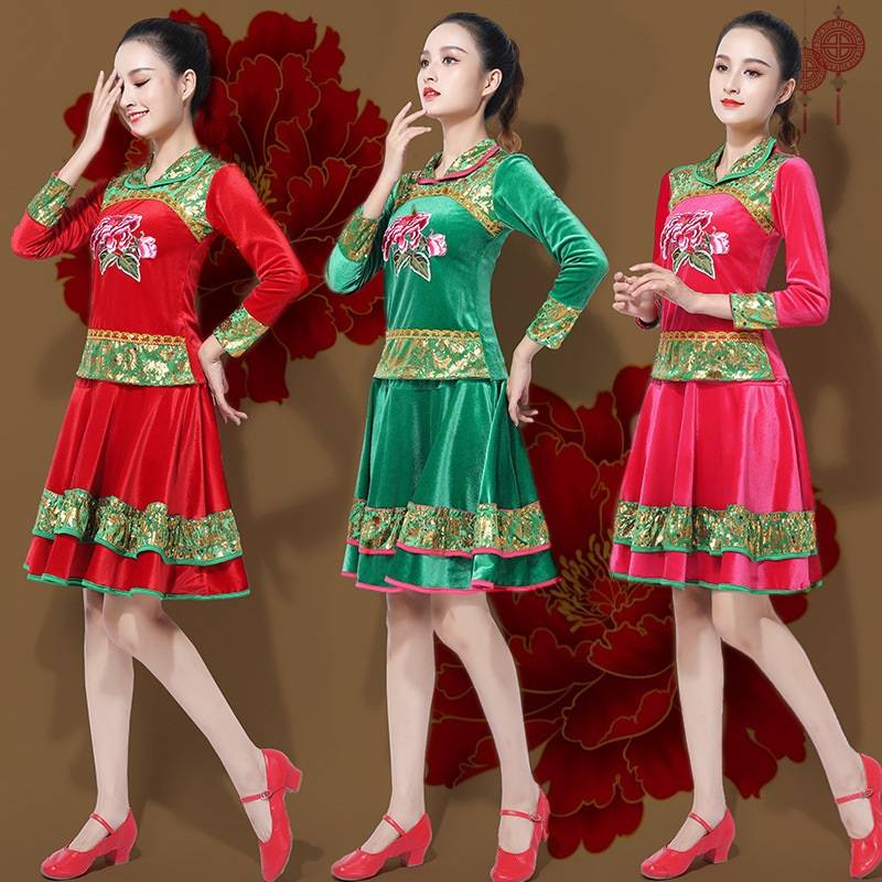 Spring and autumn and winter national style gold velvet square dance clothing new female Yangge suit jumping stage performances to show suit suits